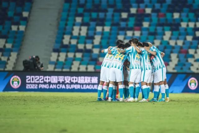 家教和女孩